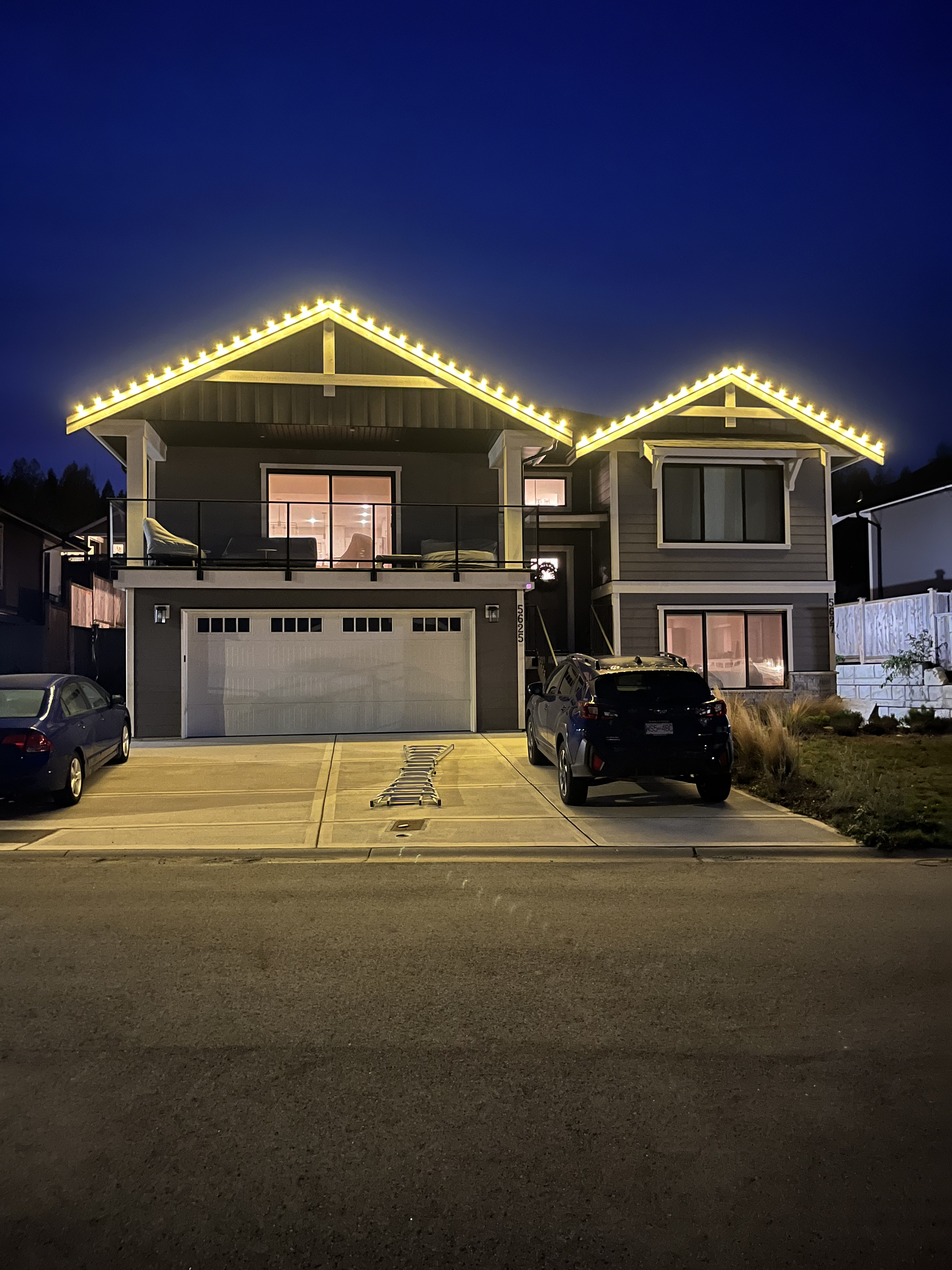 Warm white holiday lighting Sunshine Coast BC